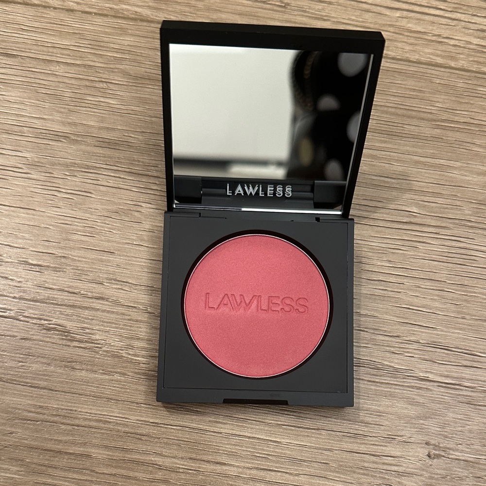 New LAWLESS Blush in shade Indian Summer